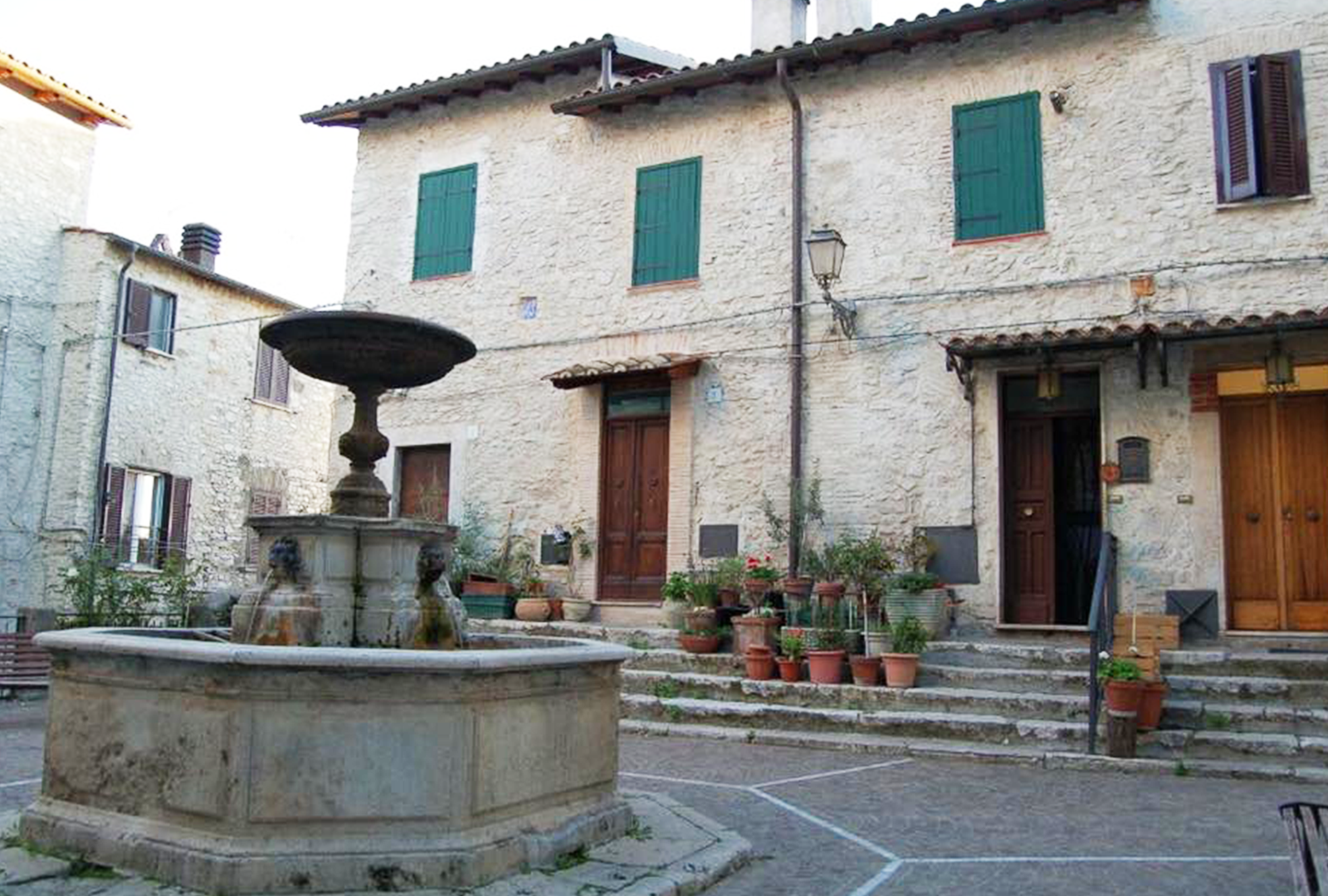piazza-municipio-nerola